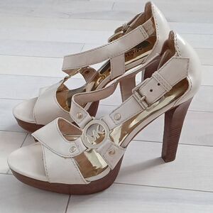 Michael Kors Women's Leather Adjustable Buckle Strap Sandals White Size 8M